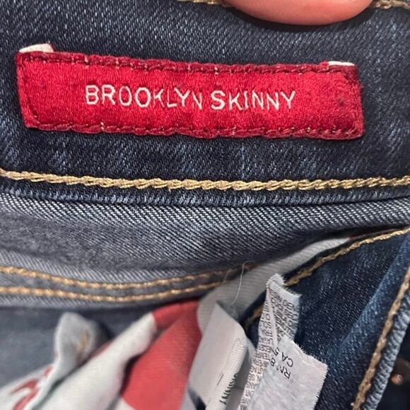 Lucky Brand Brooklyn Skinny Jeans Low Rise Denim Stretch Dark Wash Blue Sz 4/27 - Picture 9 of 12